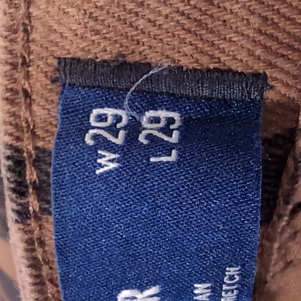 Hollister low rise swirl print dad jeans in brown and black - Picture 9 of 11